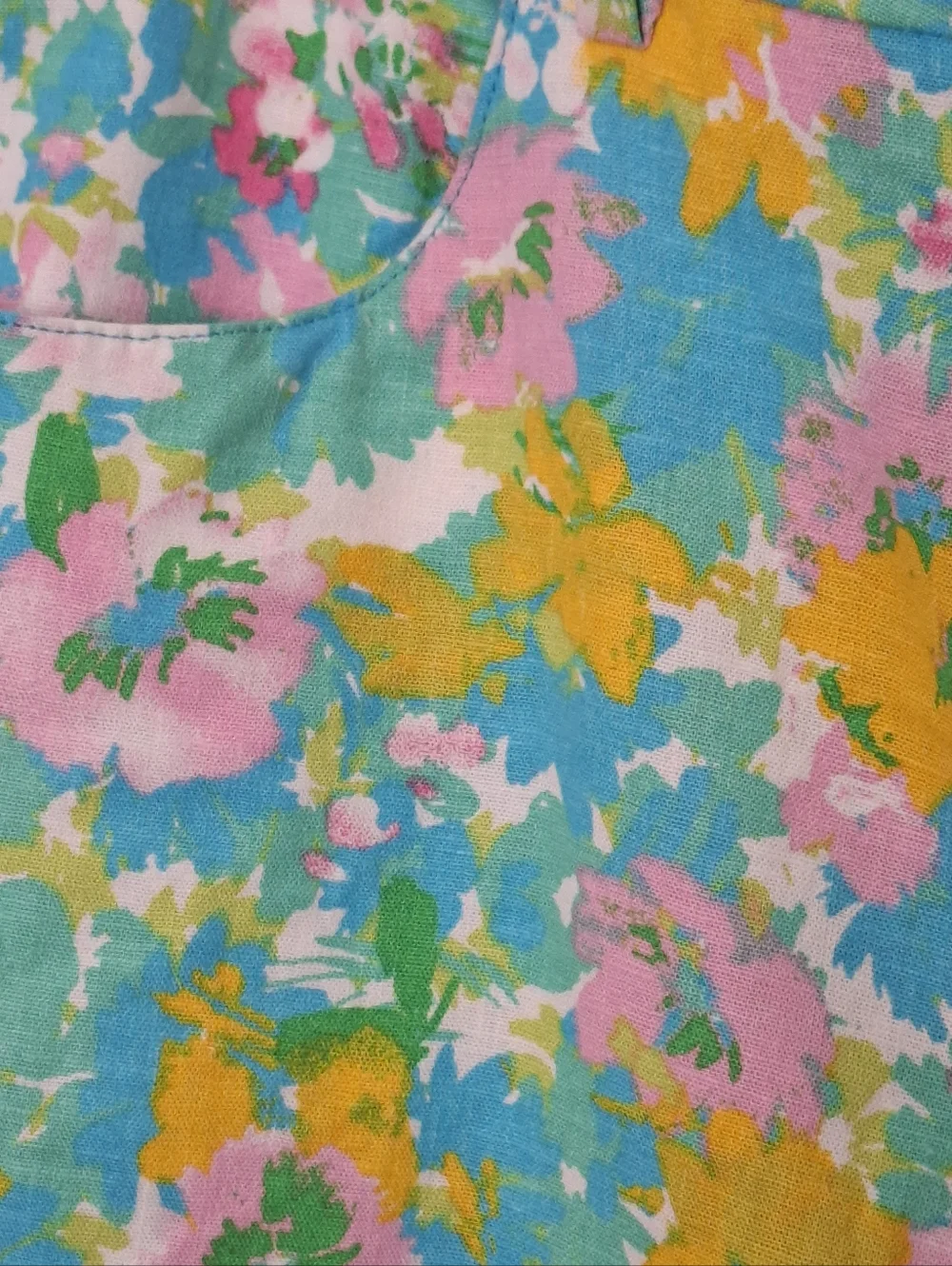 Zara Vibrant Floral Linen Blend Mini Flare Pants Size 8 NWT
